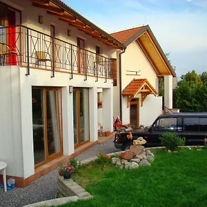 Charlie Retro-modern Design Praga